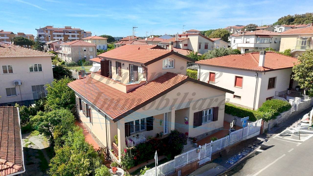 photo_3_2026-04-28_19-25-56.jpg - Villa Via Gian Domenico Romagnosi, Rosignano Marittimo - foto 1