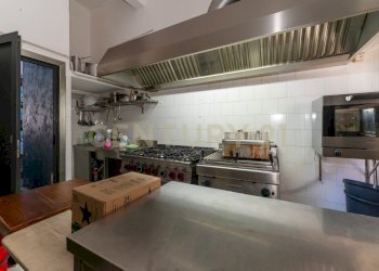Karma Pub (26).jpg - Pub - Wine Bar Via Zolfatai 9, Catania - photo 29