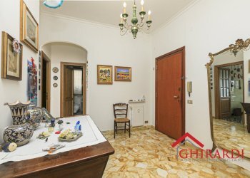 1.2 INGRESSO.jpg - Appartamento Via Gavino Antonio 25, Genova (zona Pegli) - foto 3