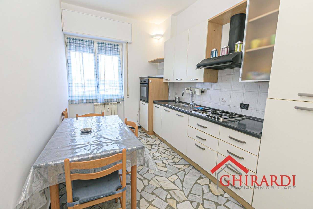 2.0 CUCINA.jpg - Trilocale VIA SIFFREDI 63, Genova (zona Sestri Ponente) - foto 1