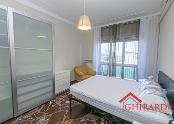 3.1 CAMERA.jpg - Trilocale VIA SIFFREDI 63, Genova (zona Sestri Ponente) - foto 8