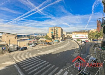 7.0 VISTA.jpg - Trilocale VIA SIFFREDI 63, Genova (zona Sestri Ponente) - foto 18