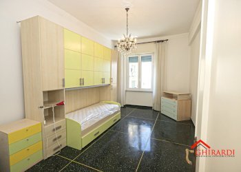 4.0 camera.jpg - Appartamento Via Lodovico Calda 38, Genova (zona Sestri Ponente) - foto 13