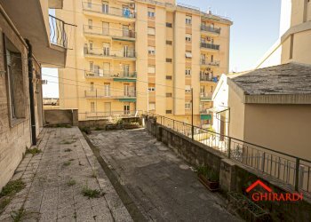 7.3 terrazzo.jpg - Appartamento Via Lodovico Calda 38, Genova (zona Sestri Ponente) - foto 25
