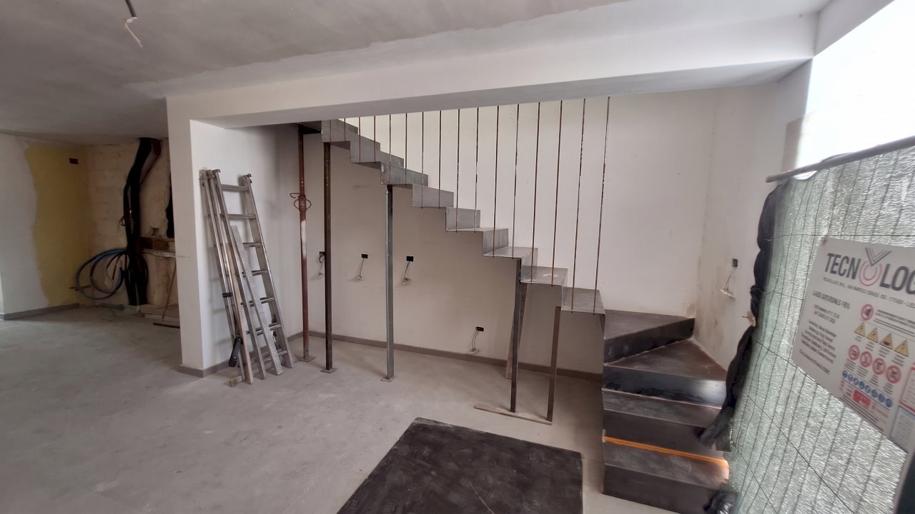 cucina vuota - Villa Via IV Novembre 13, San Cesario di Lecce - foto 3