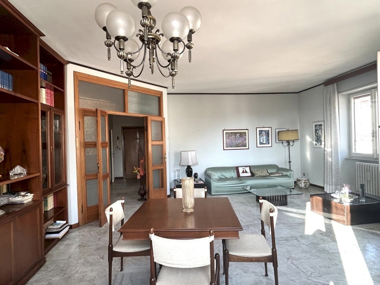 download-1.jpg - Apartment Terracina - photo 1