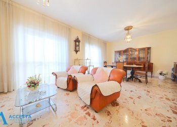 salone - Four-room apartment Via Caduti di Nassirya 26, Taranto - photo 1