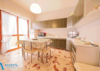 cucina - Four-room apartment Via Caduti di Nassirya 26, Taranto - photo 10