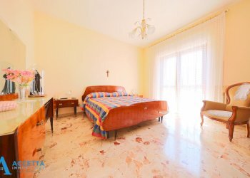 camera da letto - Four-room apartment Via Caduti di Nassirya 26, Taranto - photo 13