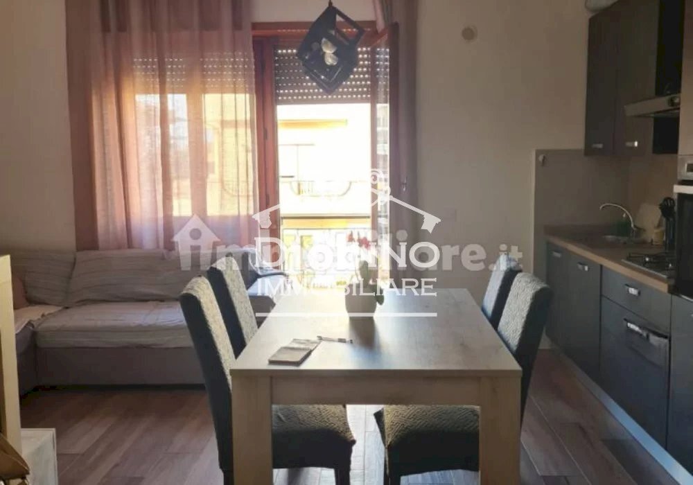Appartamento Via Abbiategrasso, Roma - foto 1