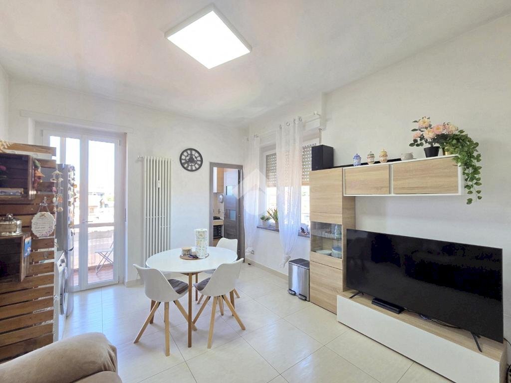 Three-room apartment Via Givoletto, Alpignano - photo 1