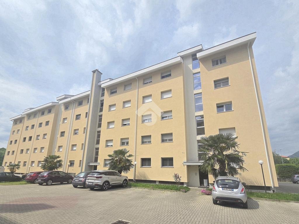 Three-room apartment Via pianezza, Alpignano - photo 1