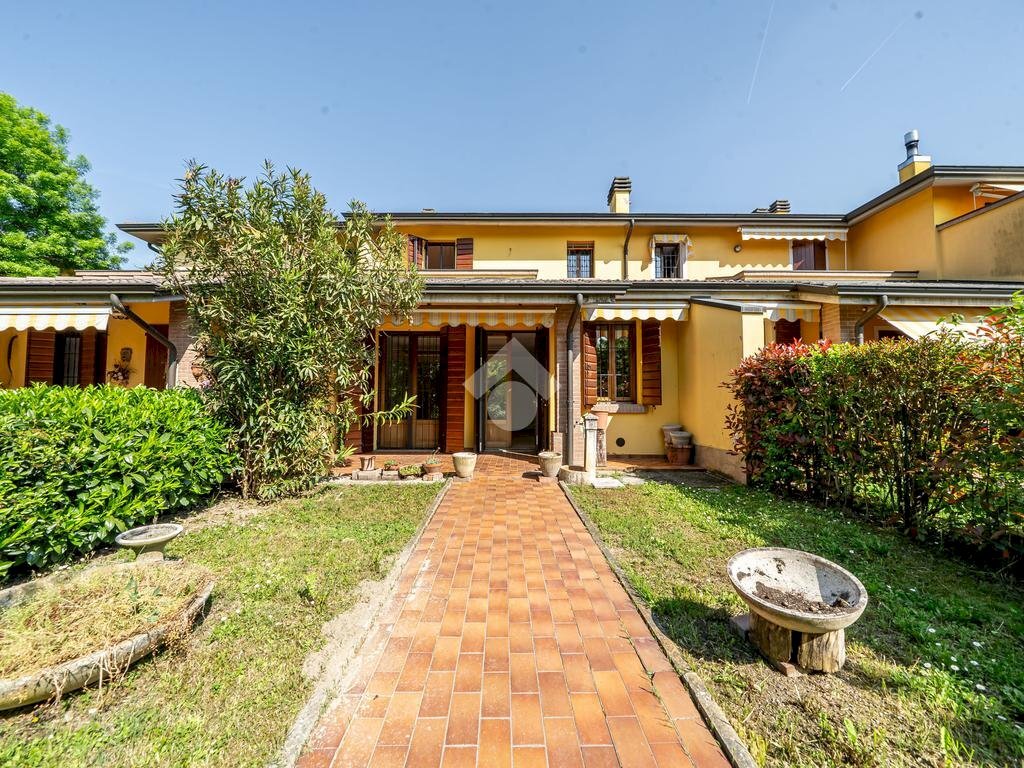 Villa a Schiera Via Corte Dei Ciliegi, Bagnolo in Piano - foto 1