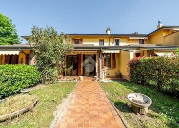 Villa a Schiera Via Corte Dei Ciliegi, Bagnolo in Piano - foto 1