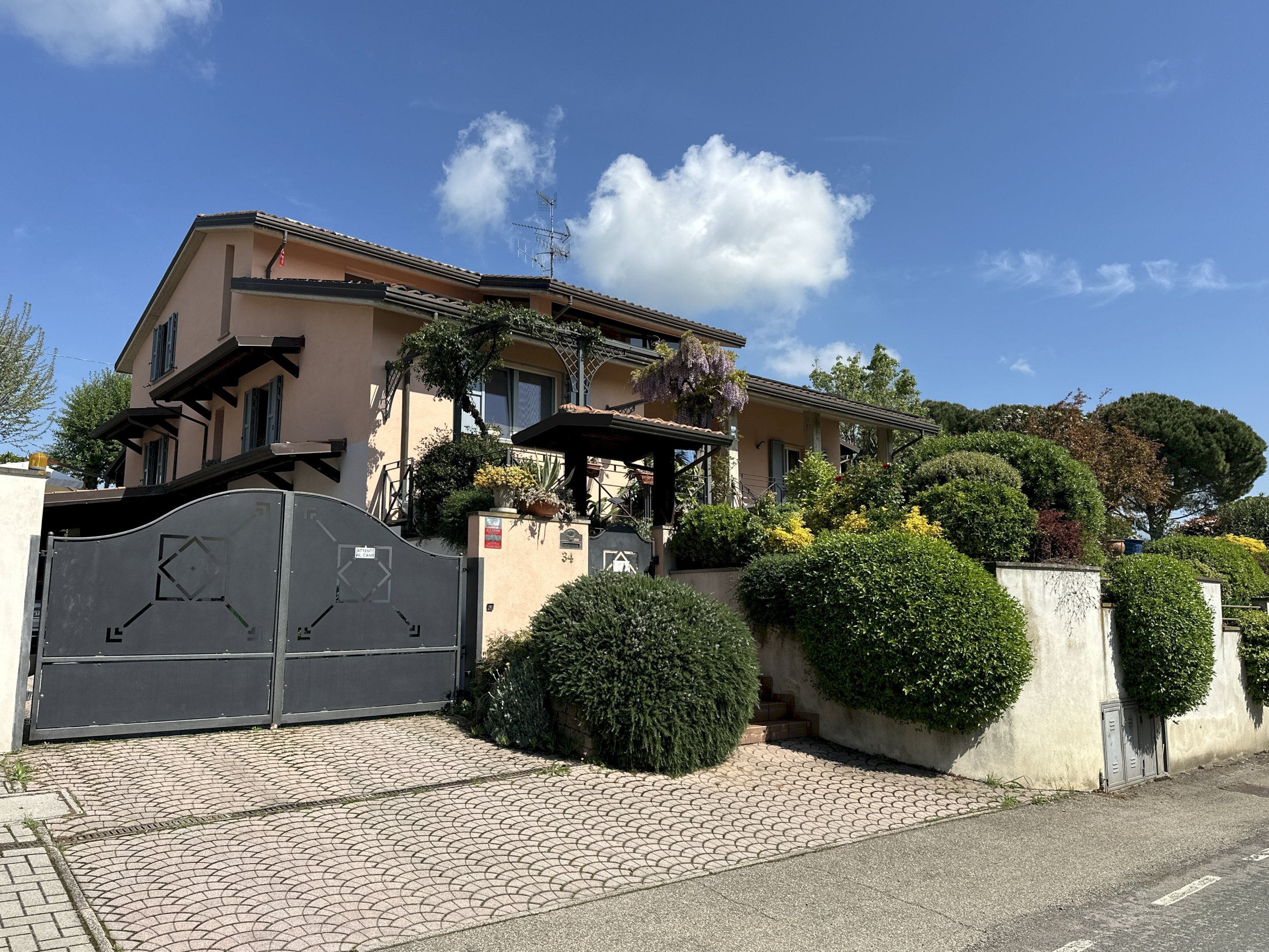 Facciata - Villa Via Andrea Costa, Casalfiumanese - foto 1