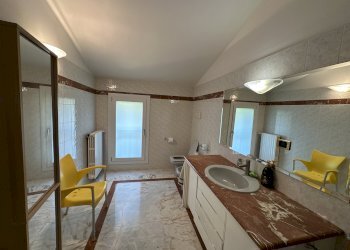 Bagno - Villa Via Andrea Costa, Casalfiumanese - foto 34
