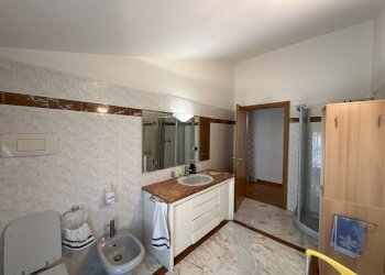 Bagno - Villa Via Andrea Costa, Casalfiumanese - foto 35