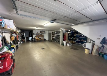 Garage - Villa Via Andrea Costa, Casalfiumanese - foto 41