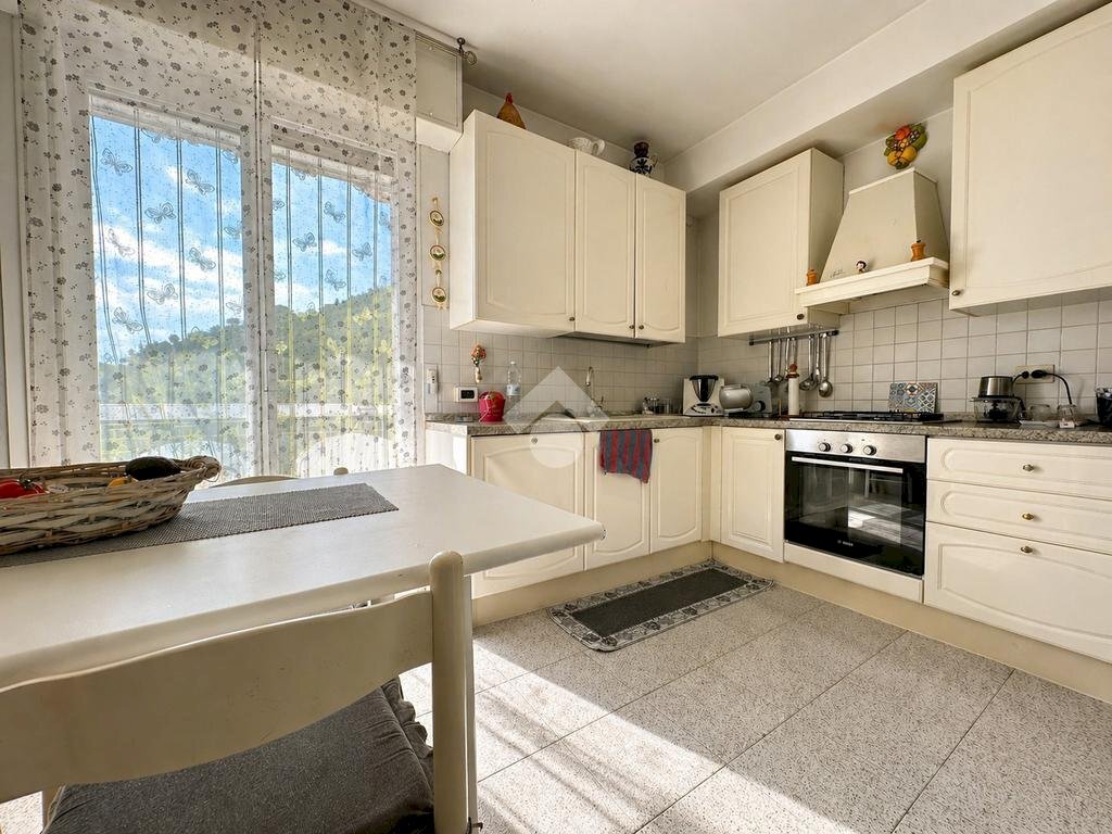 Four-room apartment Via Braie, Camporosso - photo 1