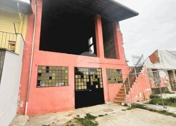 Four-room apartment Via ugo foscolo, San Gillio - photo 4