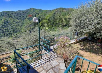 Independent house Passo Campetti, 13 
 Testana, Avegno - photo 4