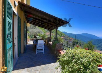 Independent house Passo Campetti, 13 
 Testana, Avegno - photo 8