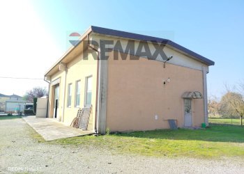 Capannone Via delle Valli, 30 
 Quarantoli, Mirandola - foto 8