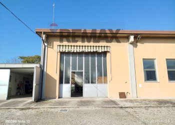 Capannone Via delle Valli, 30 
 Quarantoli, Mirandola - foto 9