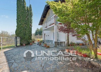 Facciata - Casa semi indipendente Via Bassa, 26, Bagnolo Piemonte - foto 41