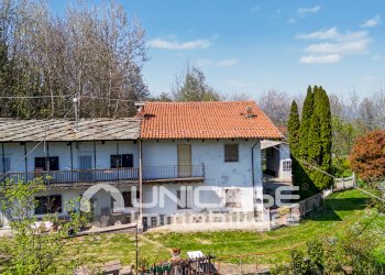 Facciata - Casa semi indipendente Via Bassa, 26, Bagnolo Piemonte - foto 50