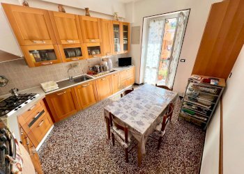 Bilocale Genova (zona Pegli) - foto 2