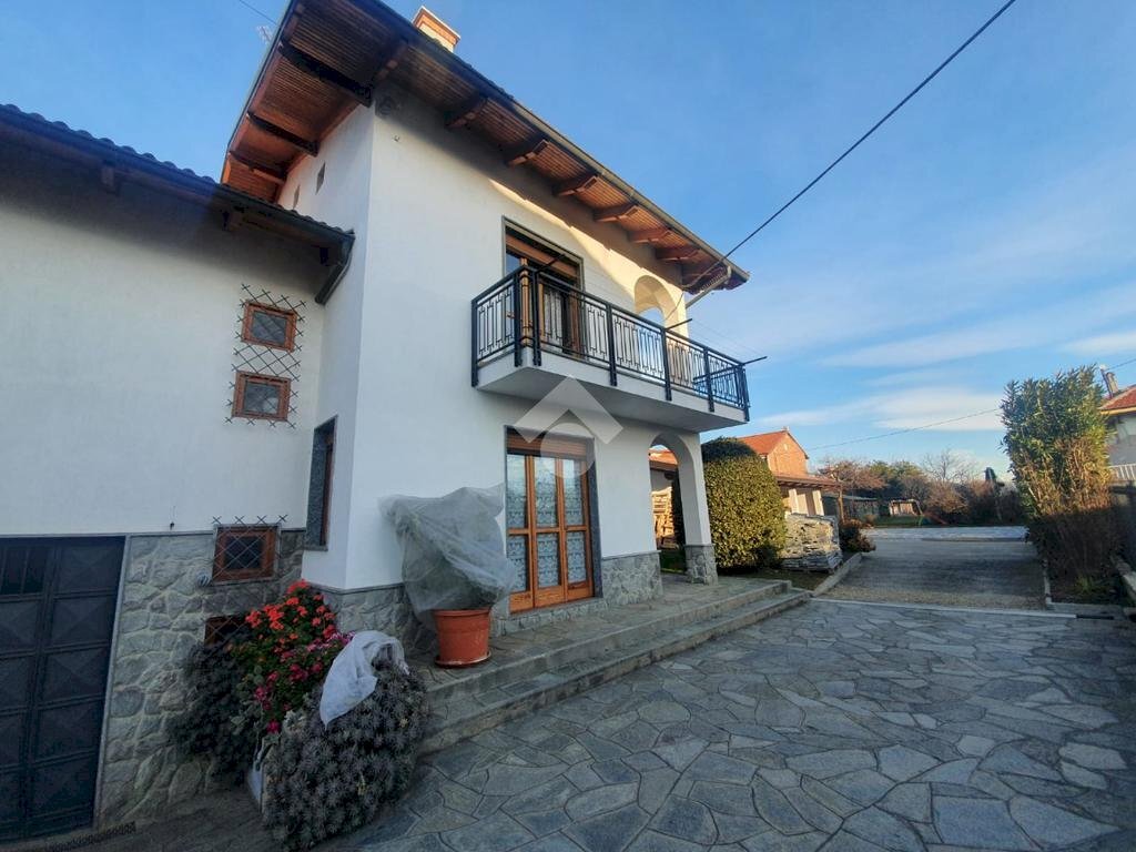 Bilocale Via San Carlo, San Francesco al Campo - foto 2