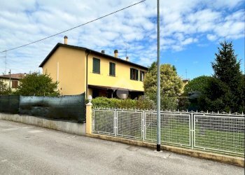 Terraced Villa Via sant' elena, Molinella - photo 37