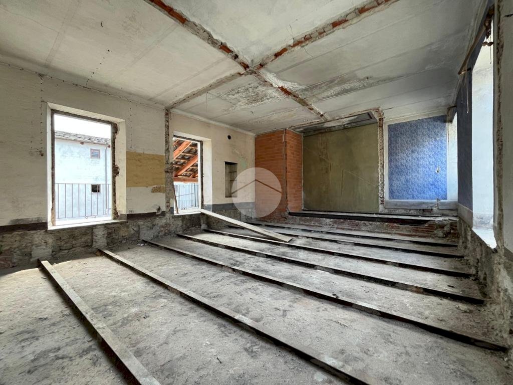 Two-room apartment Via Giuseppe Verdi, Barge - photo 3