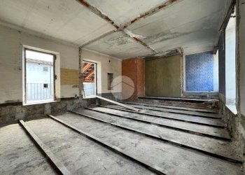 Two-room apartment Via Giuseppe Verdi, Barge - photo 3