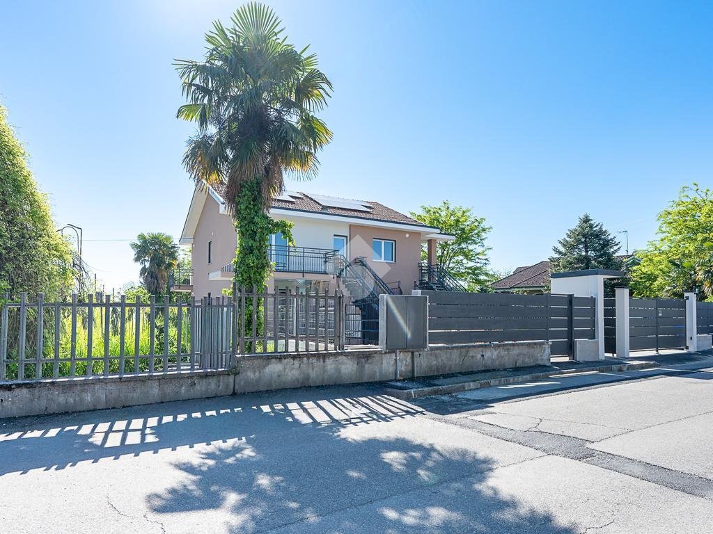 Quadrilocale Appartamento in villa Via Roma, Rivalta di Torino - foto 1