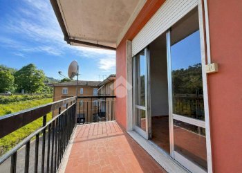 Four-room apartment V. Prima Trasversale, Vezzano Ligure - photo 2