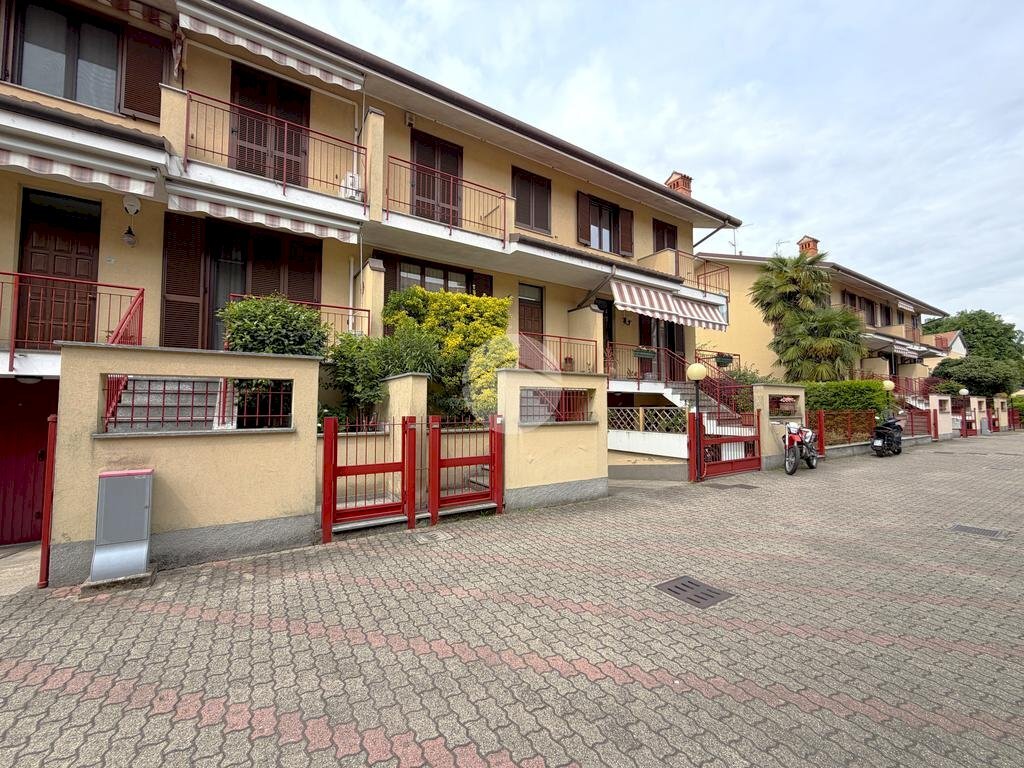 Terraced Villa Via Pertini, Corbetta - photo 1