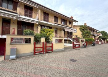 Terraced Villa Via Pertini, Corbetta - photo 1