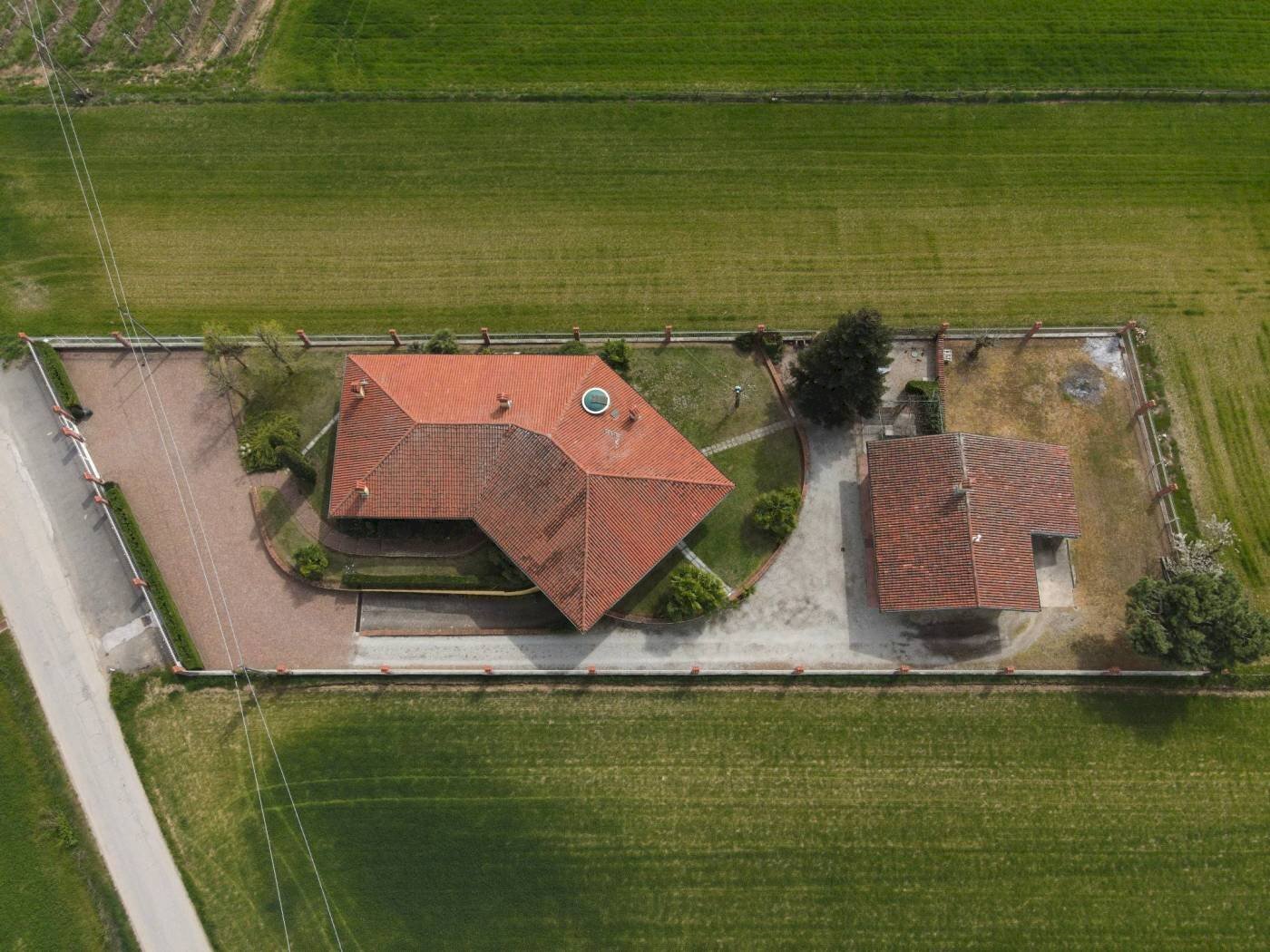 Villa Via Ceresa, 19, Busca - photo 2