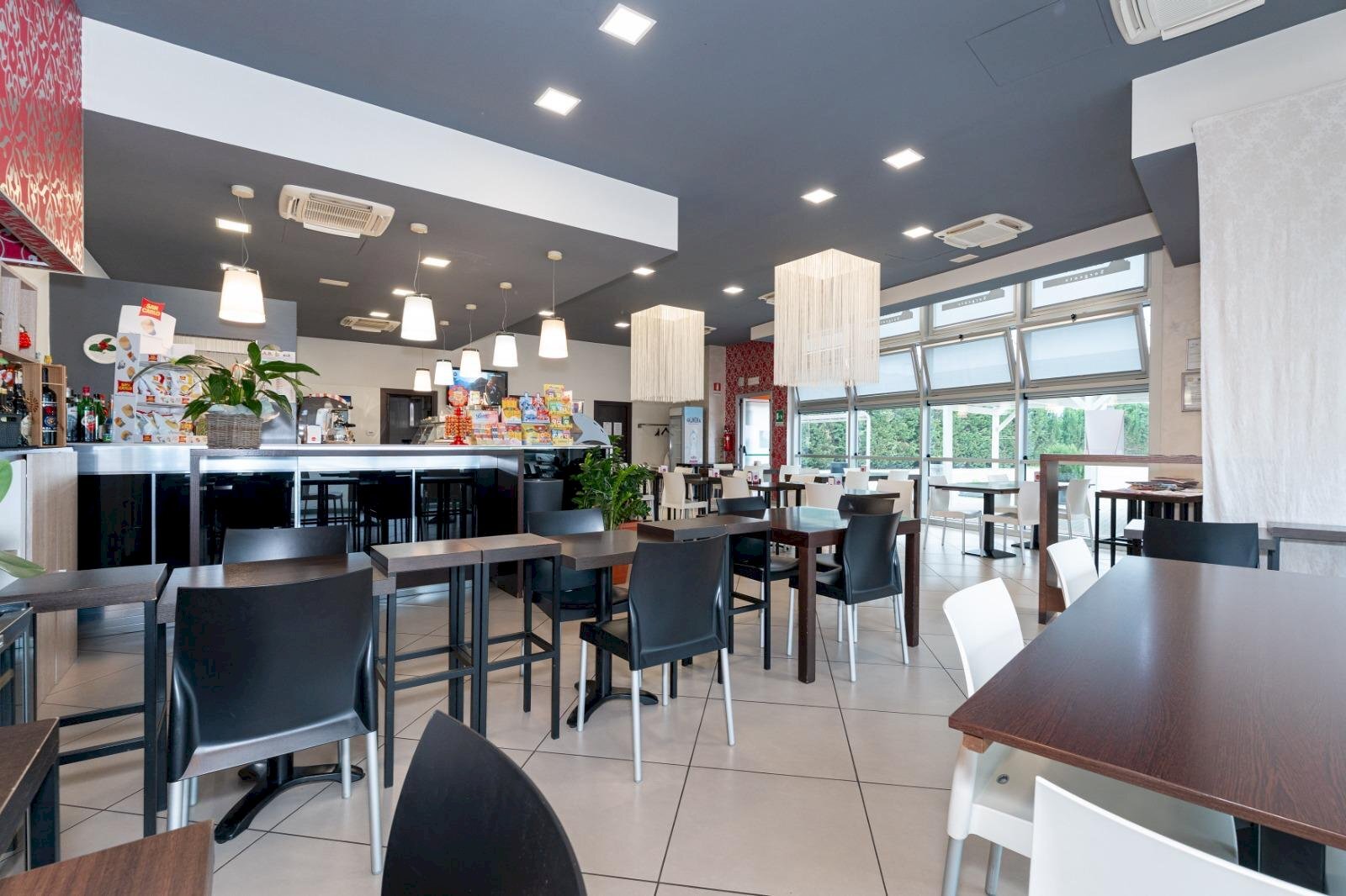 Cafeteria - Cold Bar via Sommariva, 123, Carmagnola - photo 1