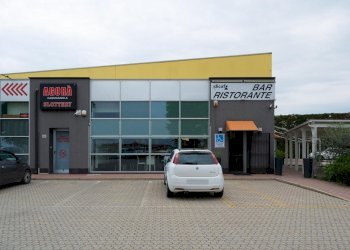 Cafeteria - Cold Bar via Sommariva, 123, Carmagnola - photo 11