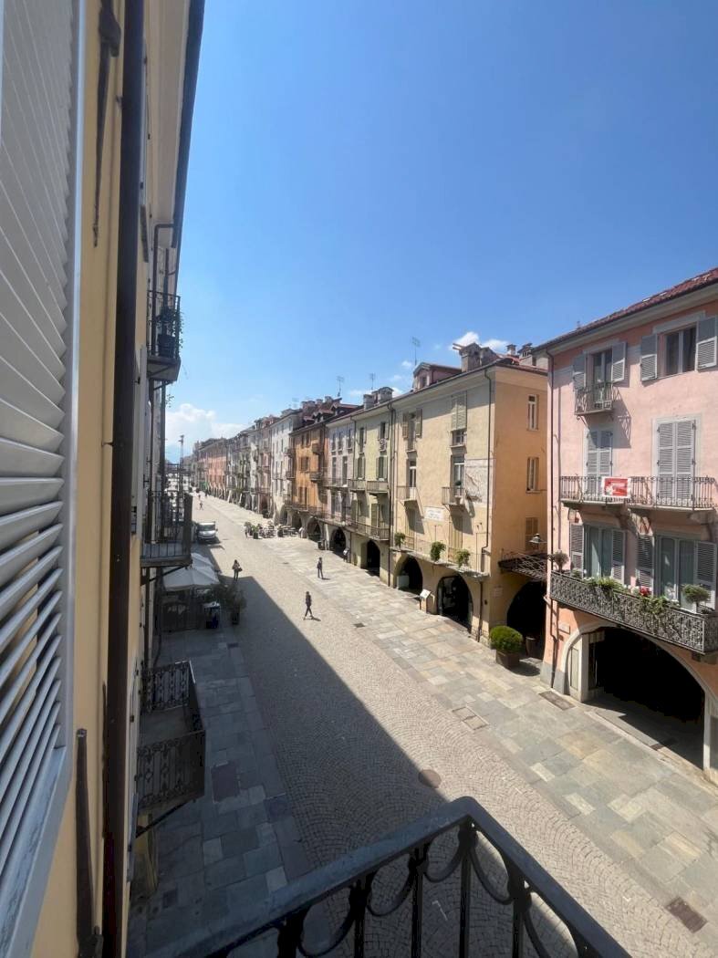Two-room apartment Via Cacciatori delle Alpi, Cuneo (neighborhood Centro Storico) - photo 1