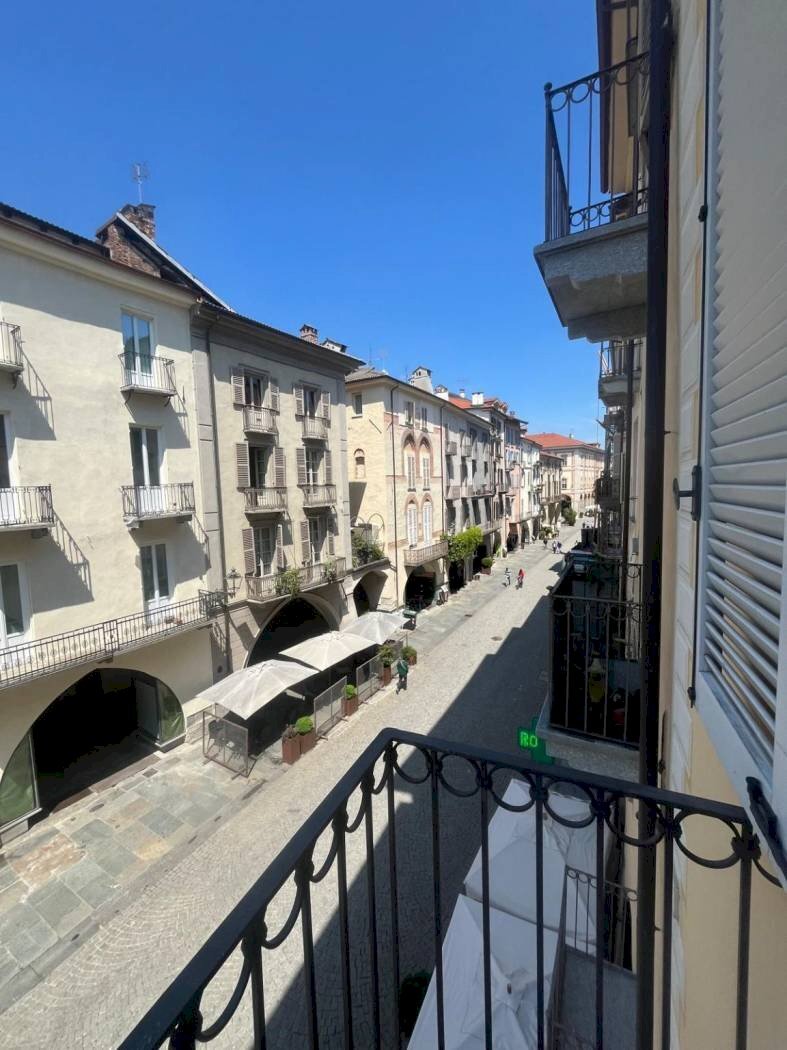Two-room apartment Via Cacciatori delle Alpi, Cuneo (neighborhood Centro Storico) - photo 2