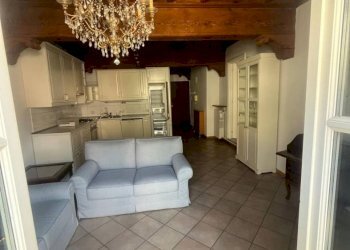 Two-room apartment Via Cacciatori delle Alpi, Cuneo (neighborhood Centro Storico) - photo 4
