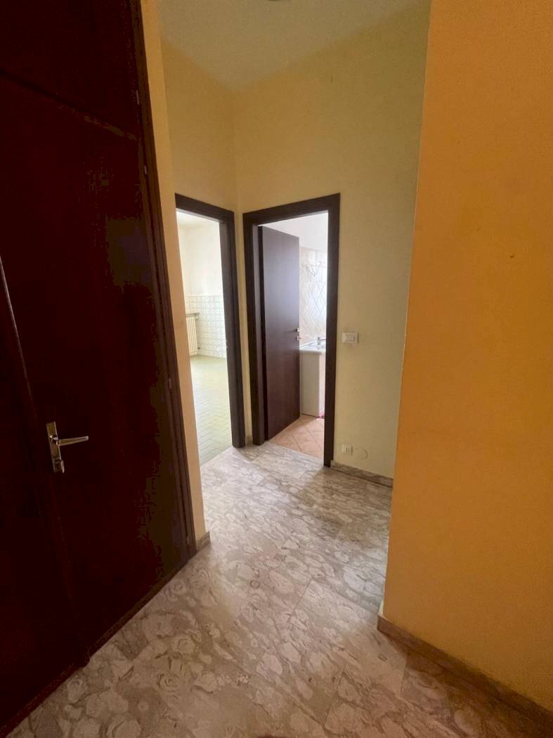 Two-room apartment Via Casteldelfino, hamlet Madonna dell'Olmo, Cuneo - photo 2
