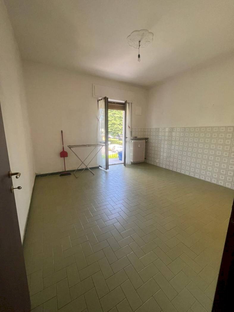 Two-room apartment Via Casteldelfino, hamlet Madonna dell'Olmo, Cuneo - photo 3