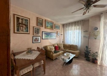 Three-room apartment Via Capinera, Milano (neighborhood Inganni) - photo 2