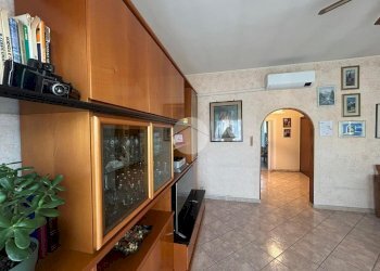 Three-room apartment Via Capinera, Milano (neighborhood Inganni) - photo 5