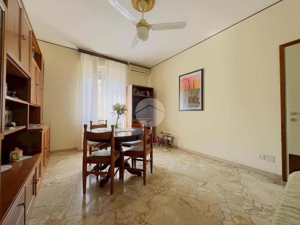 Three-room apartment Via Monte San Genesio, Milano (neighborhood Dergano) - photo 1
